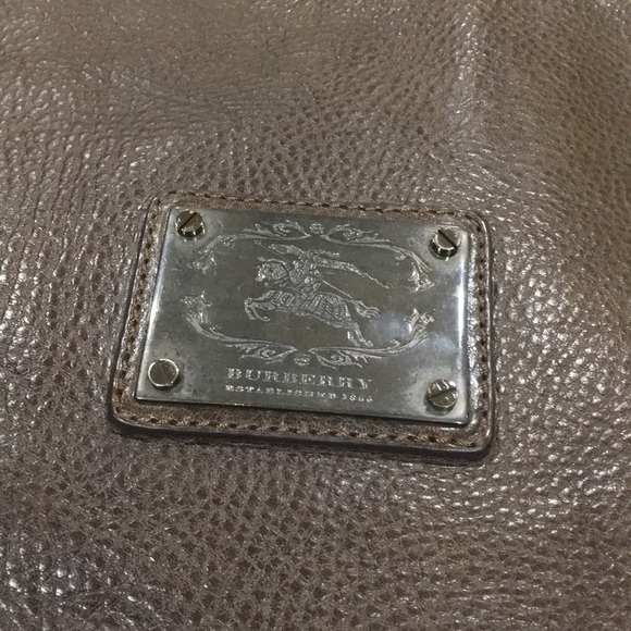 Burberry brown leather hobo bag - lightly used - Picture 3 of 8